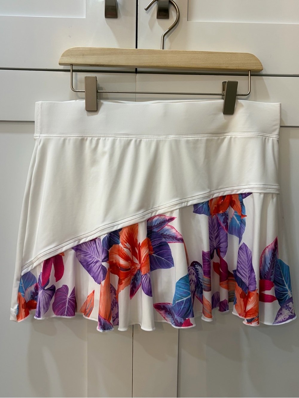 Softbella White Floral Ruffle Tennis Skort